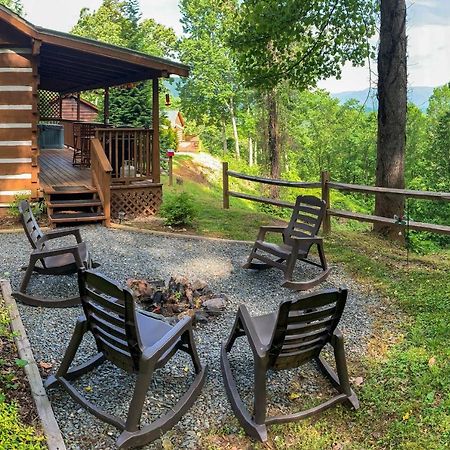 Cozy Cabin With Hot Tub And Smoky Mountain Views! Villa Bryson City Exterior foto